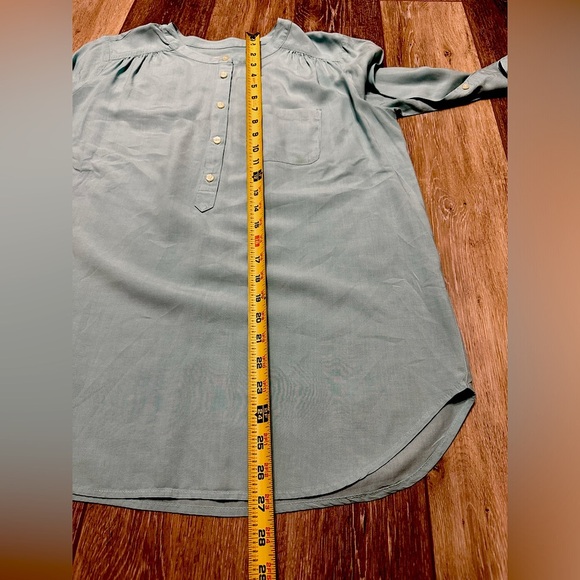 🛍️ Loft  Half button roll up sleeve top size medium light blue with excellent. - Picture 9 of 9